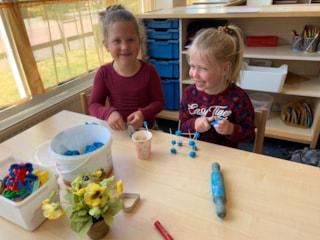 11766E38-4FAA-4565-AE72-7050D4C29EA6