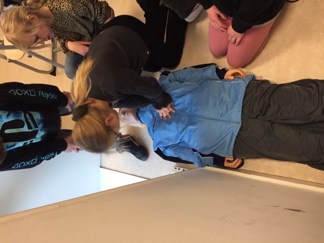 Groep 8: EHBO les en informatie schooladvies