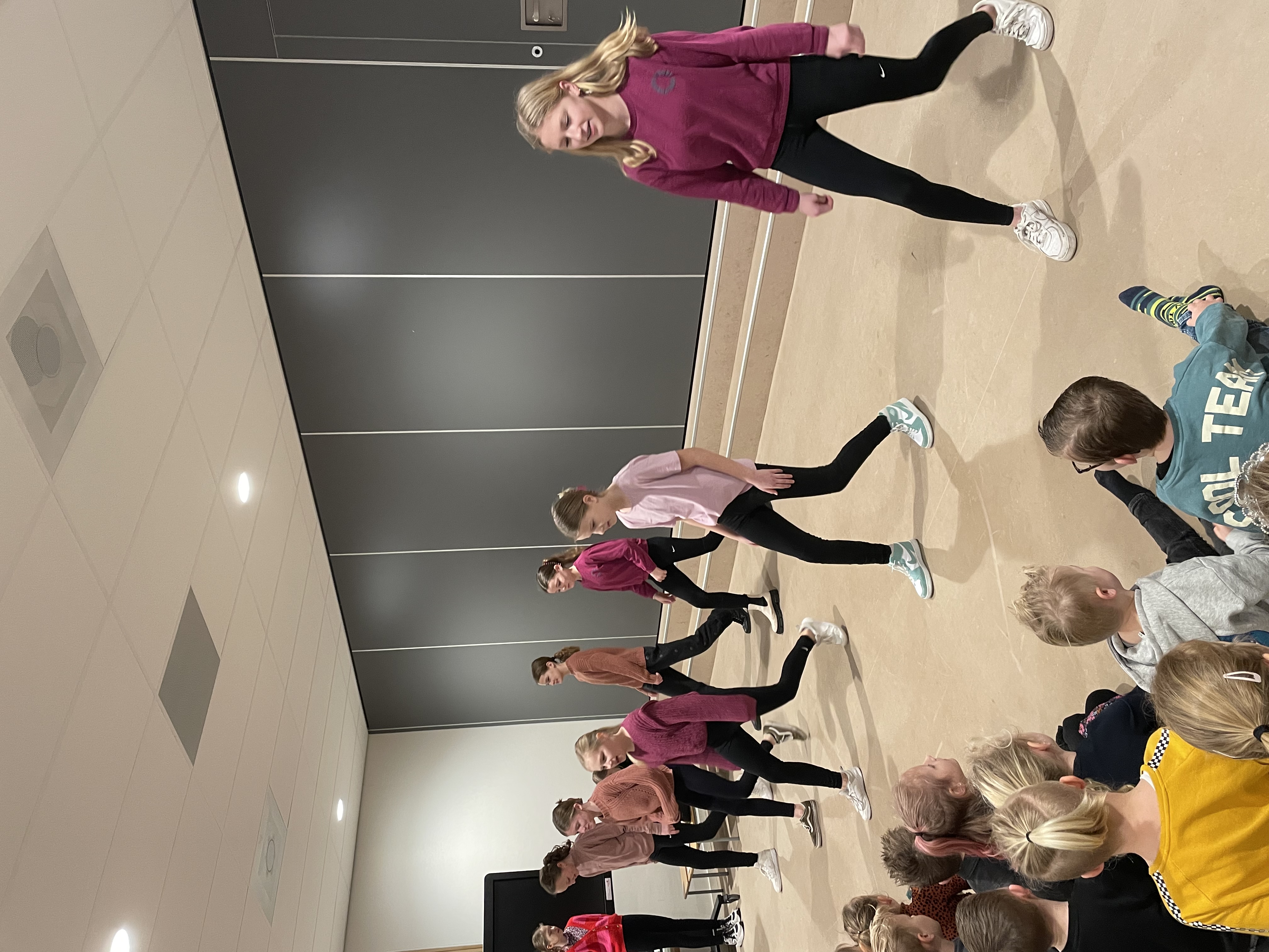 Groep 8: Presentatie en open avond OSG